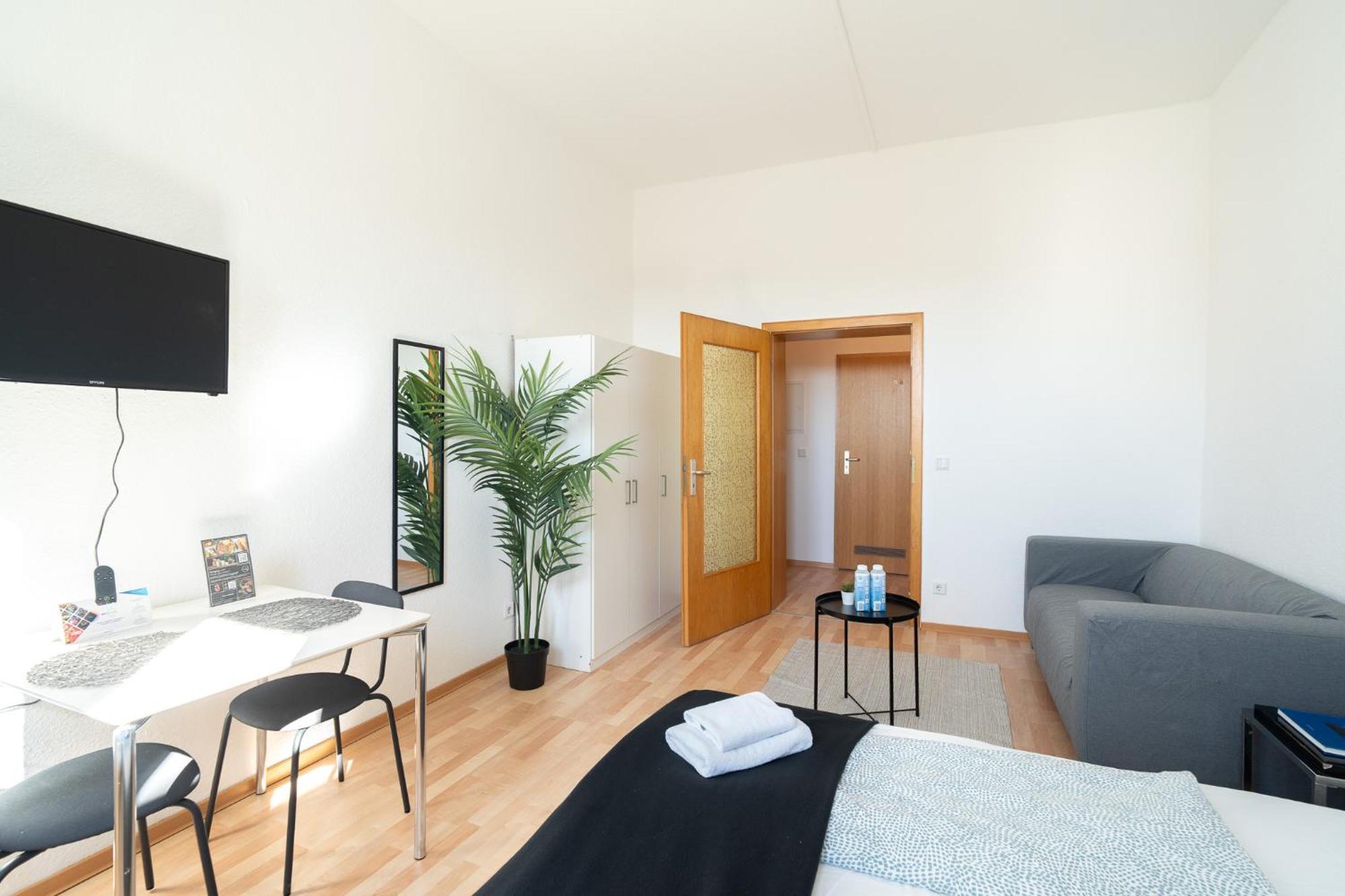 Modernes City-Studio Universitaet Koblenz コブレンツ エクステリア 写真